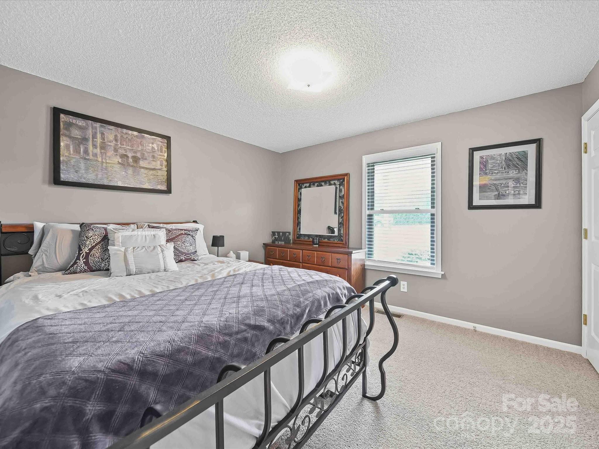 5339 Lake Glenn Drive