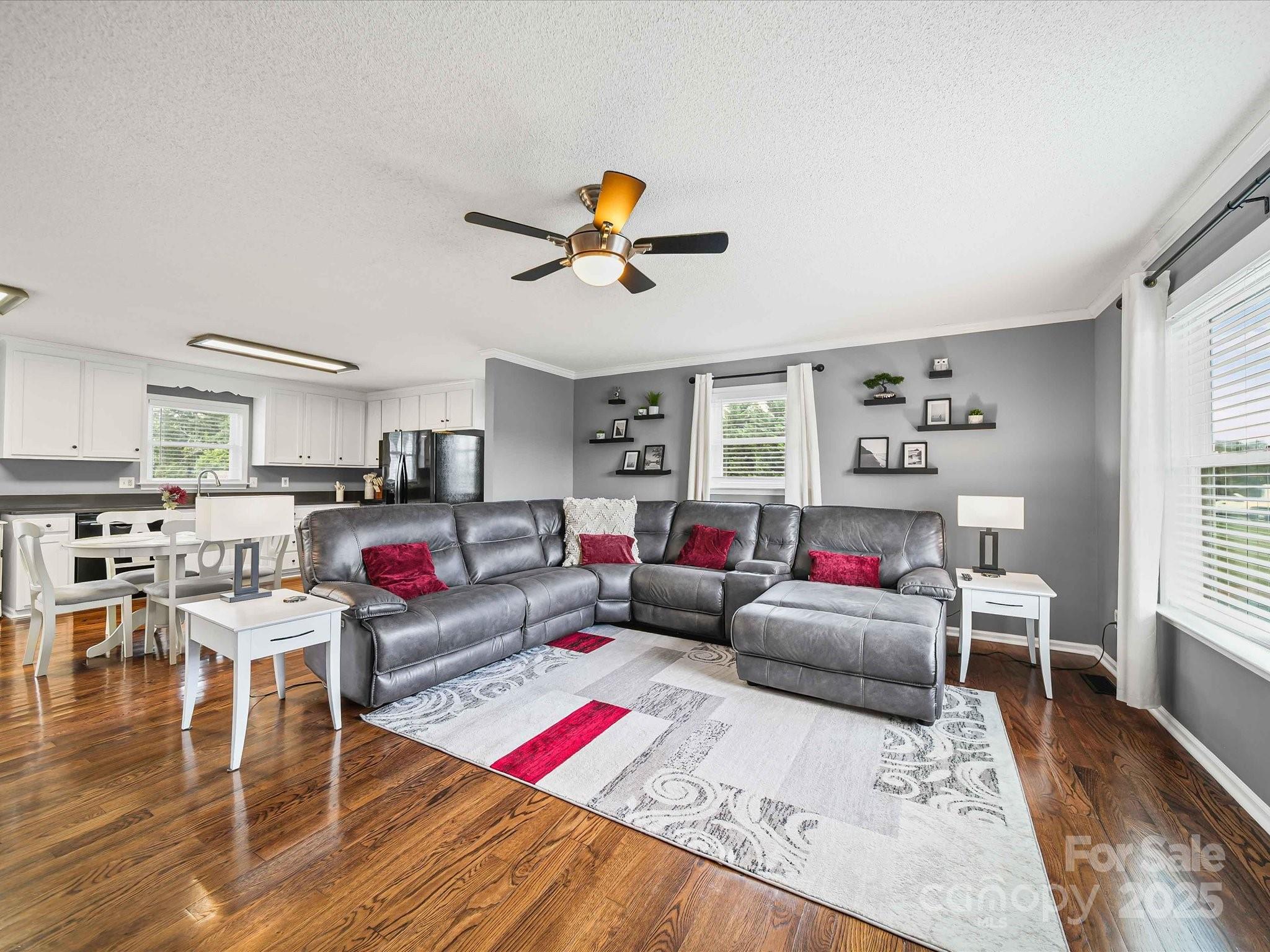 5339 Lake Glenn Drive