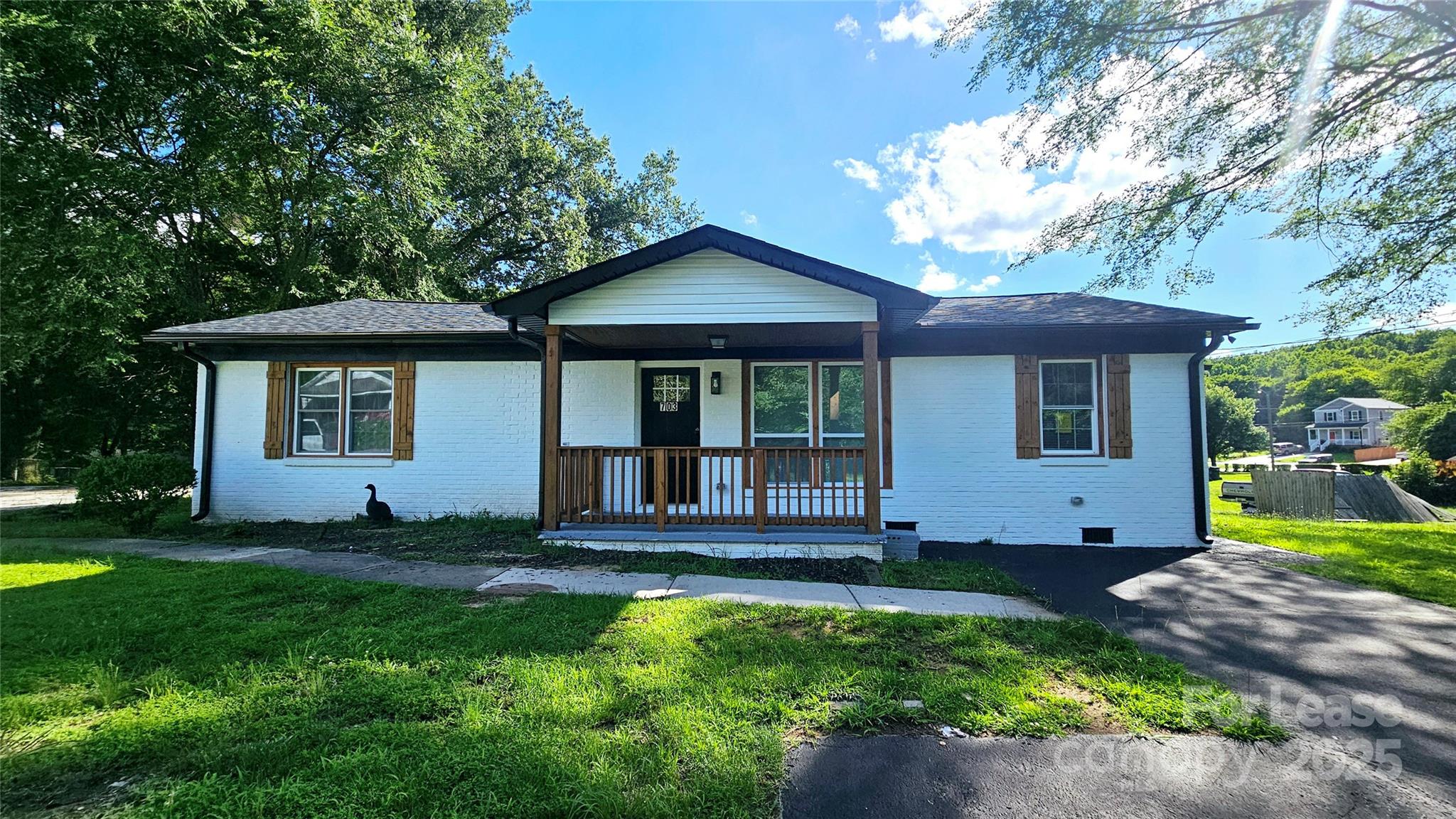 703 Central Drive NW