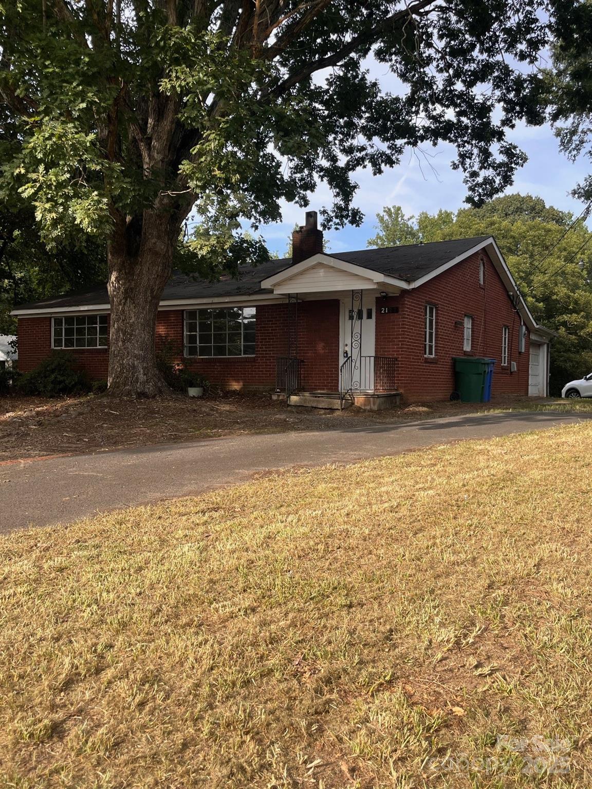 2122 US Highway 52 Highway N