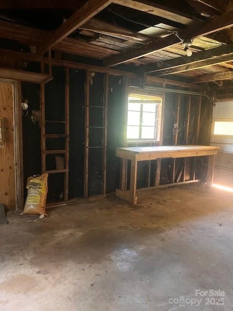 2122 US Highway 52 Highway N