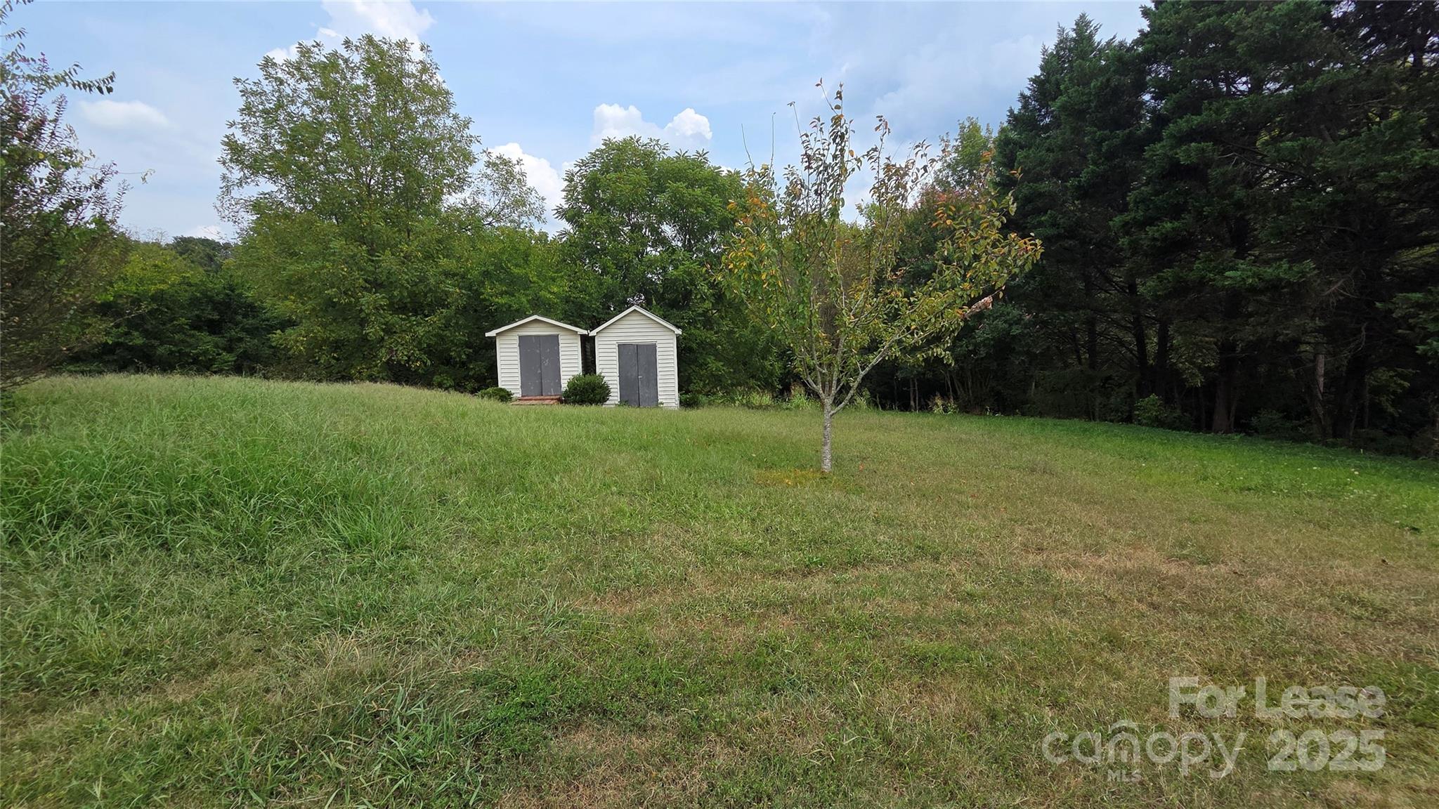 3481 Roberta Road