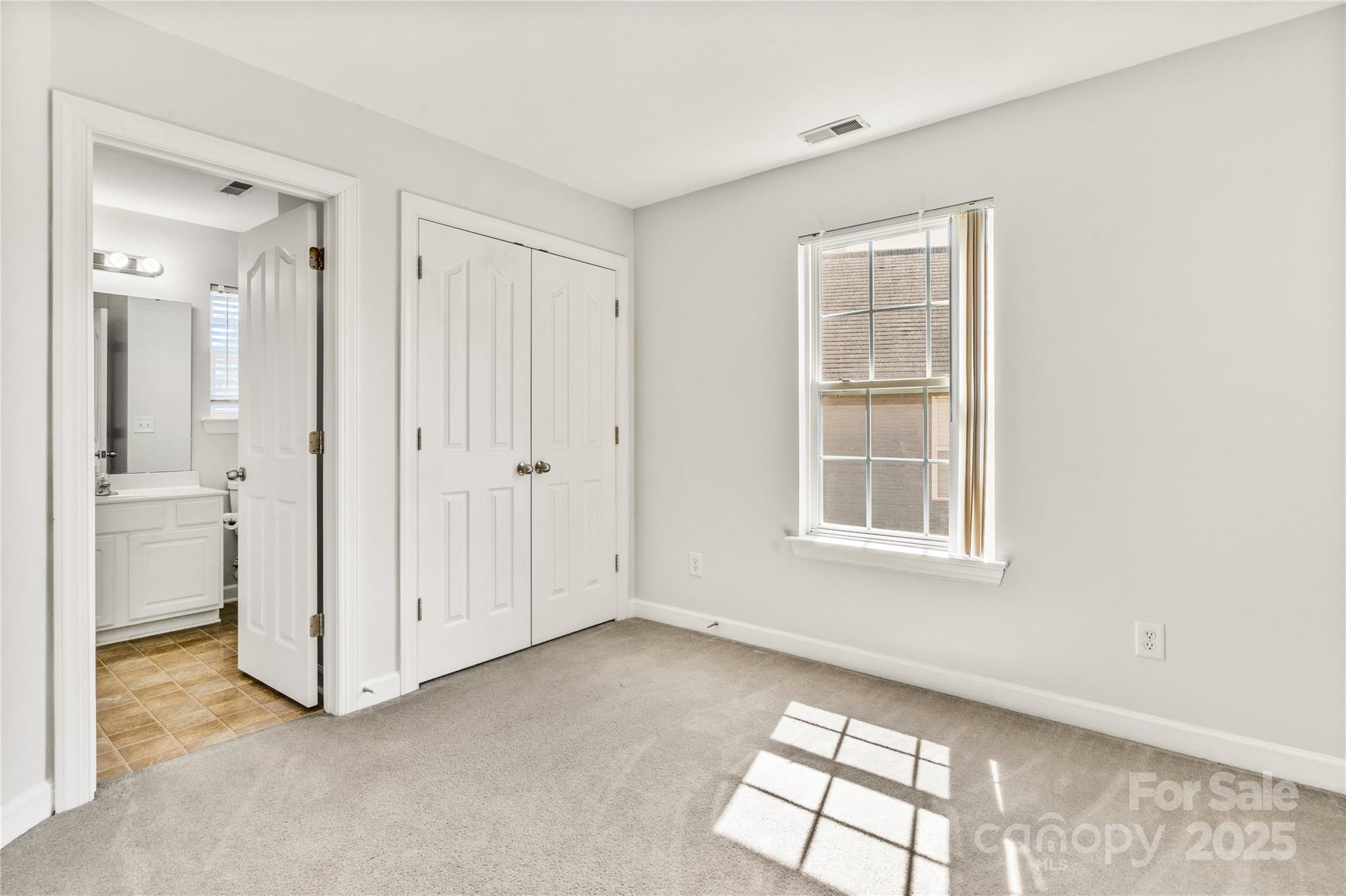 461 Pier Point Court NW