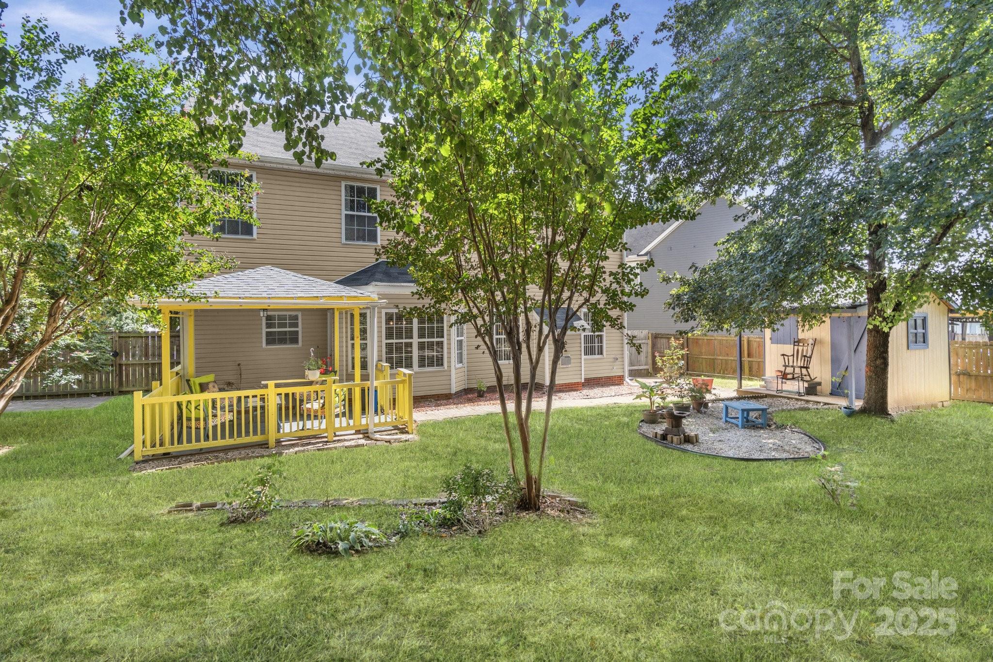 461 Pier Point Court NW