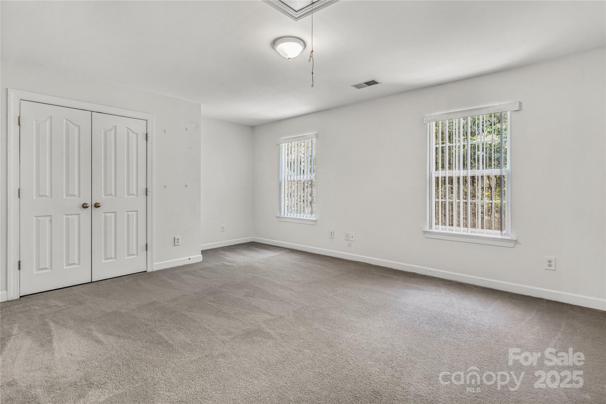 461 Pier Point Court NW