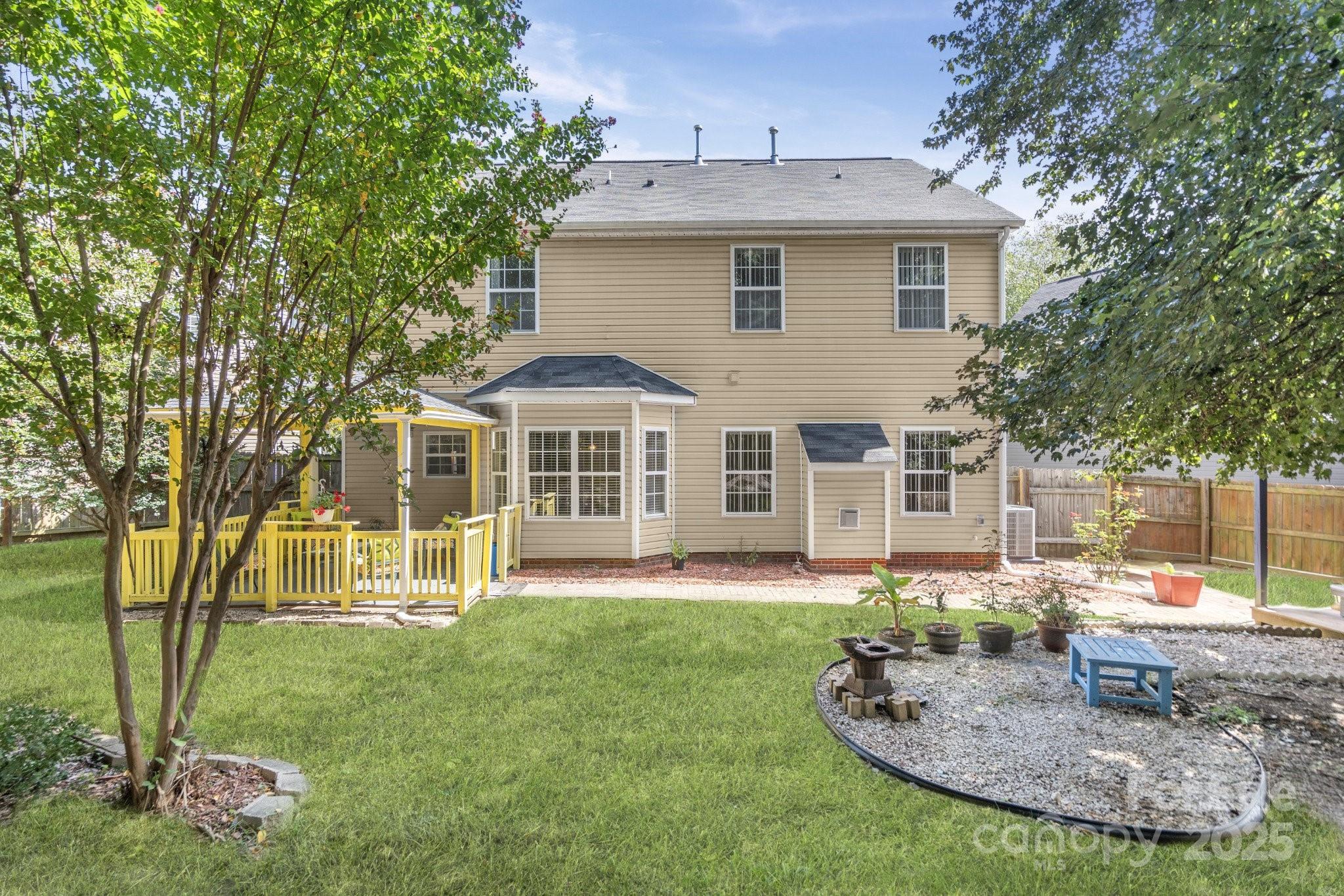 461 Pier Point Court NW