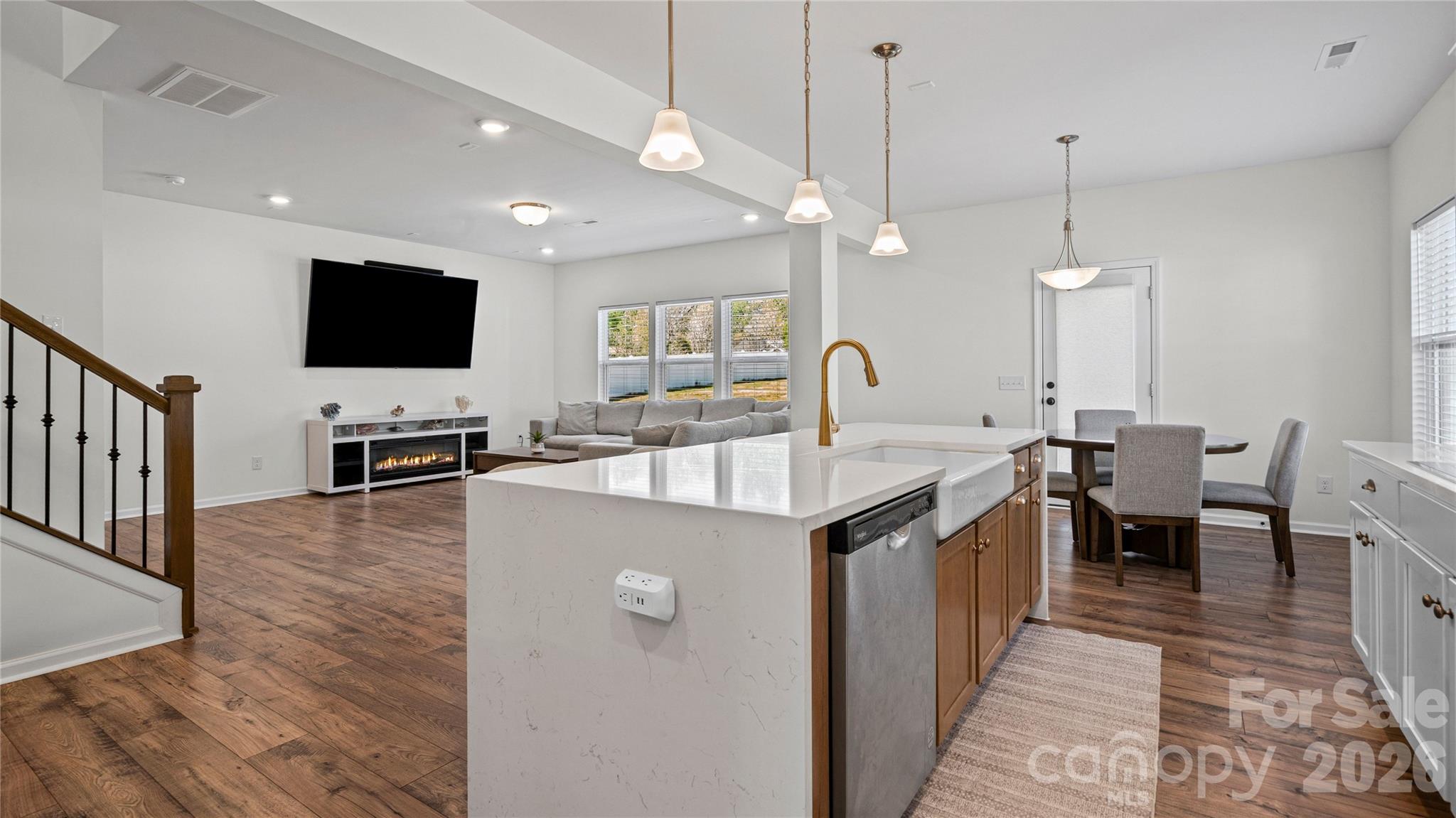 193 Wheatfield Drive