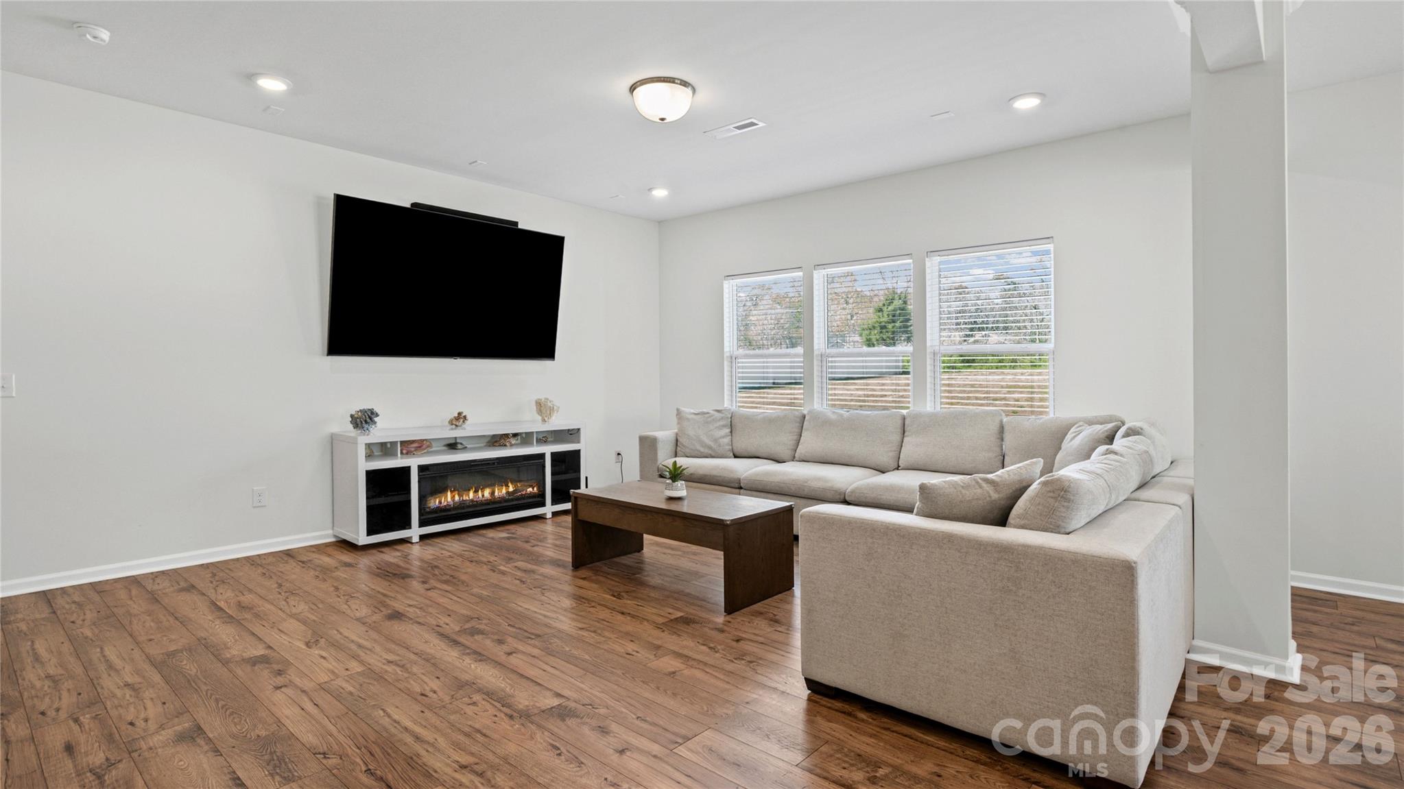 193 Wheatfield Drive