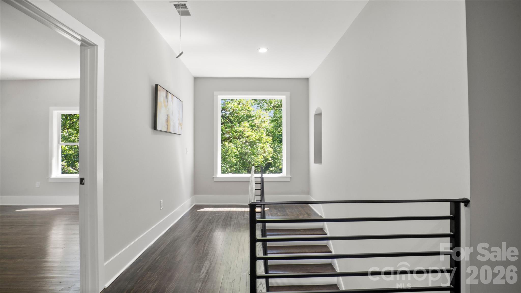211 Tournament Drive SW