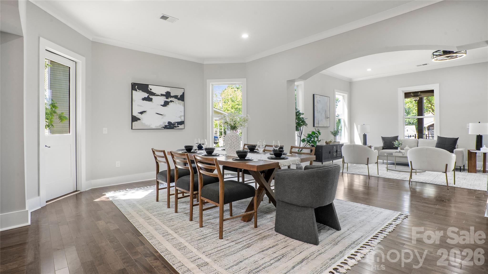 211 Tournament Drive SW