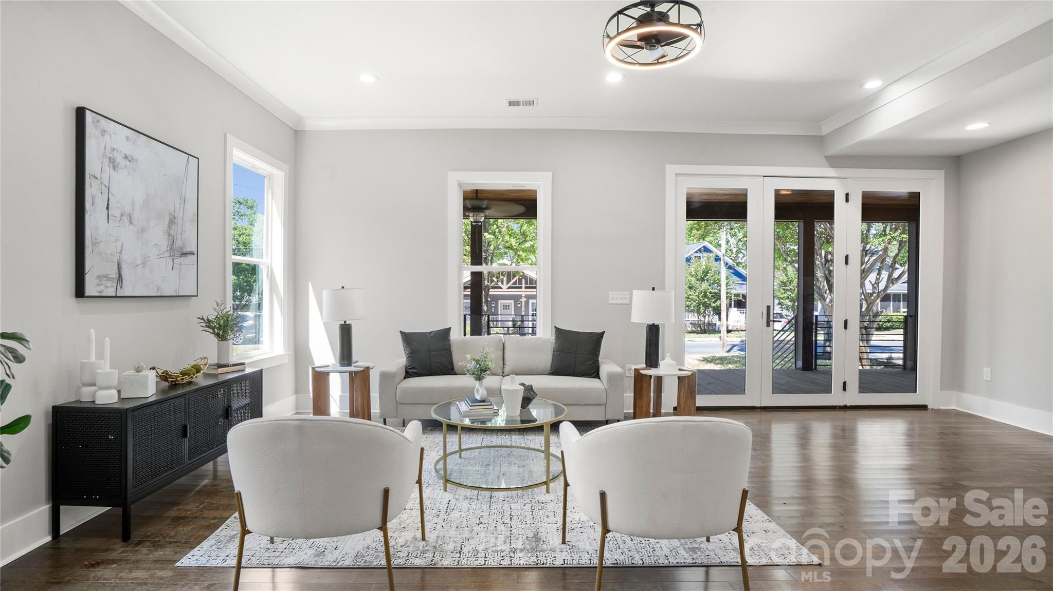 211 Tournament Drive SW