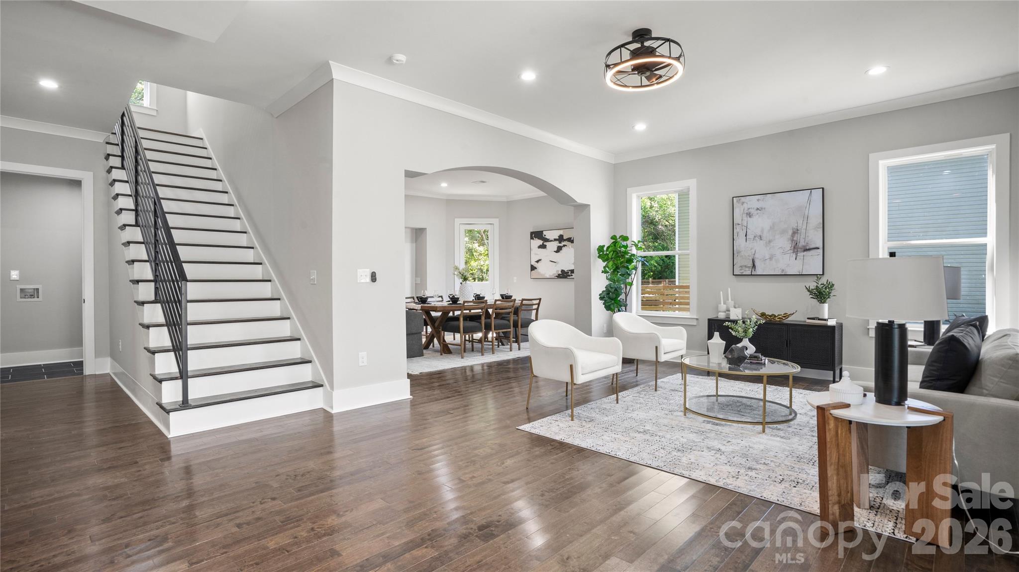 211 Tournament Drive SW