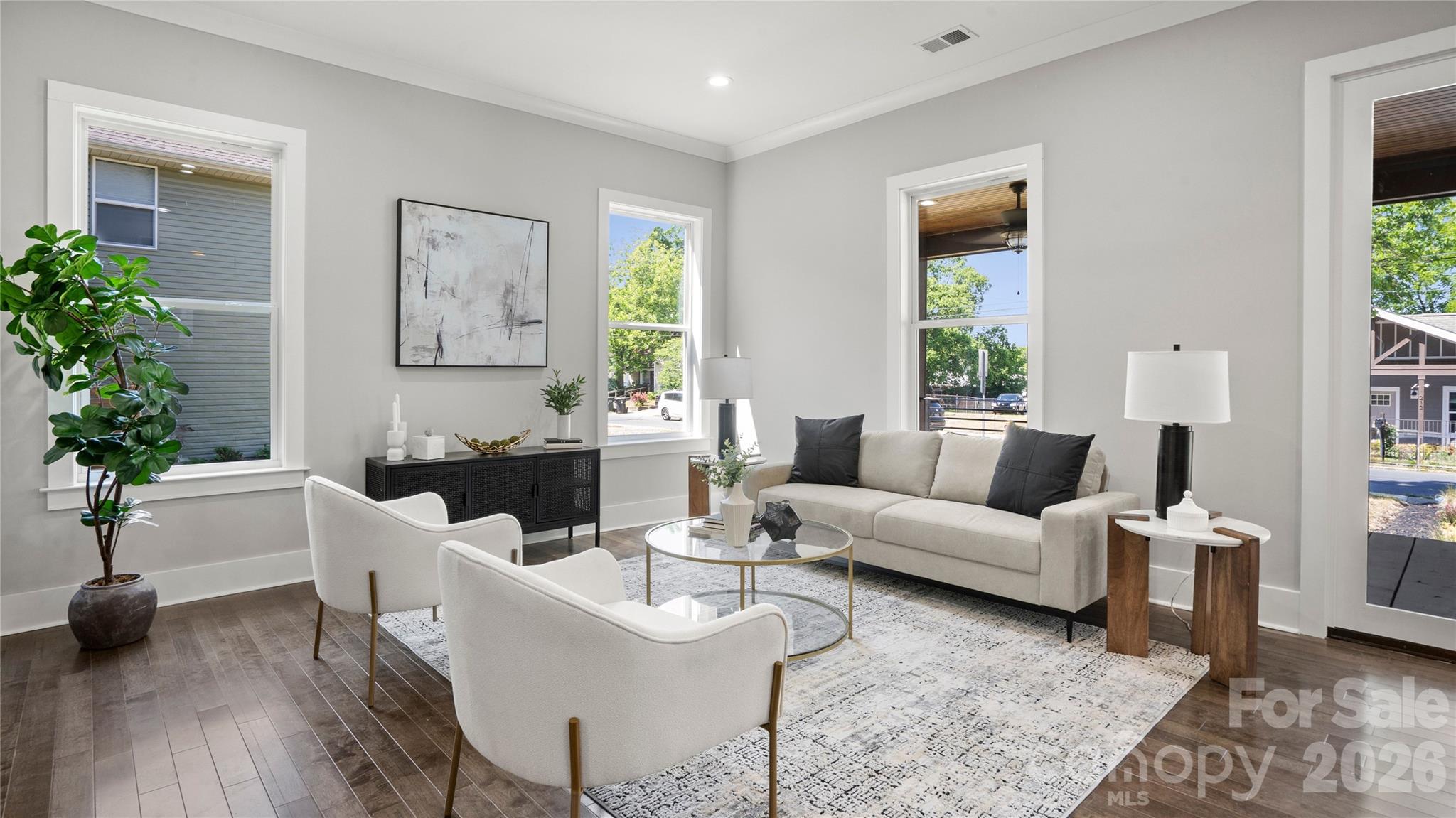 211 Tournament Drive SW