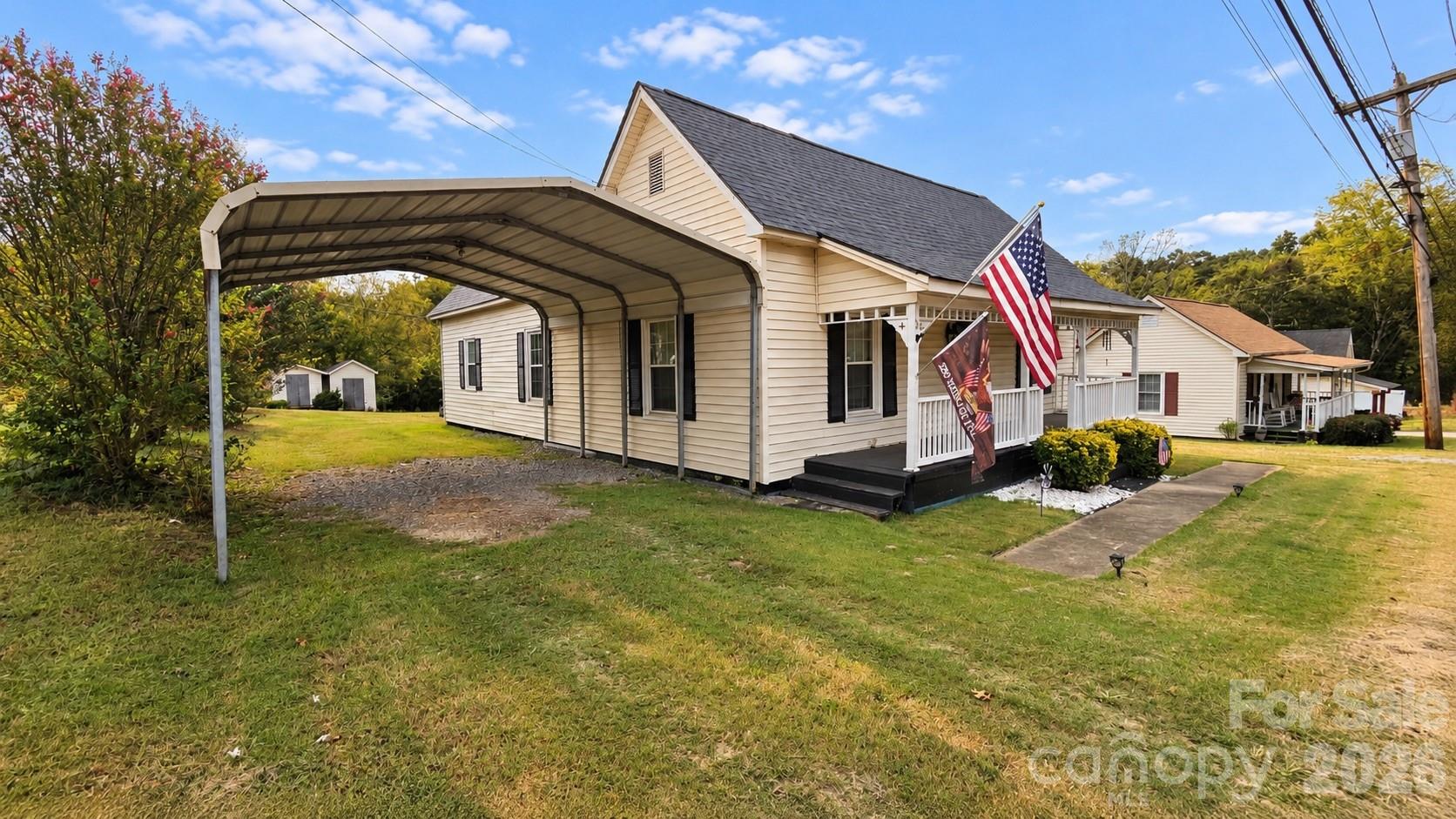 3481 Roberta Road