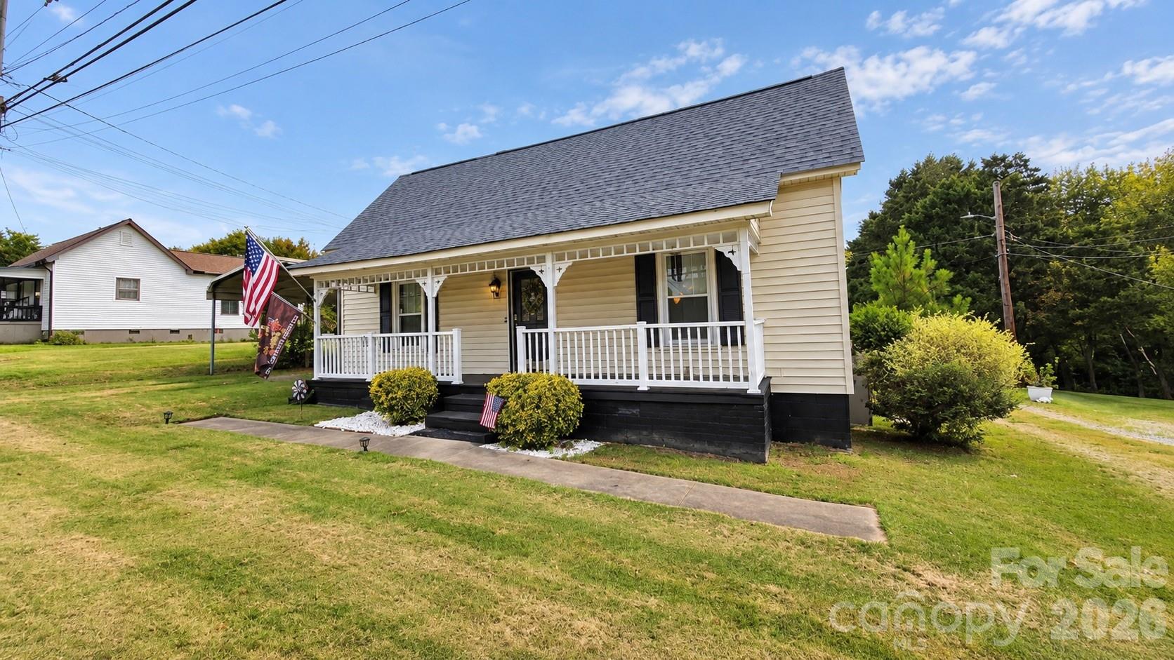 3481 Roberta Road