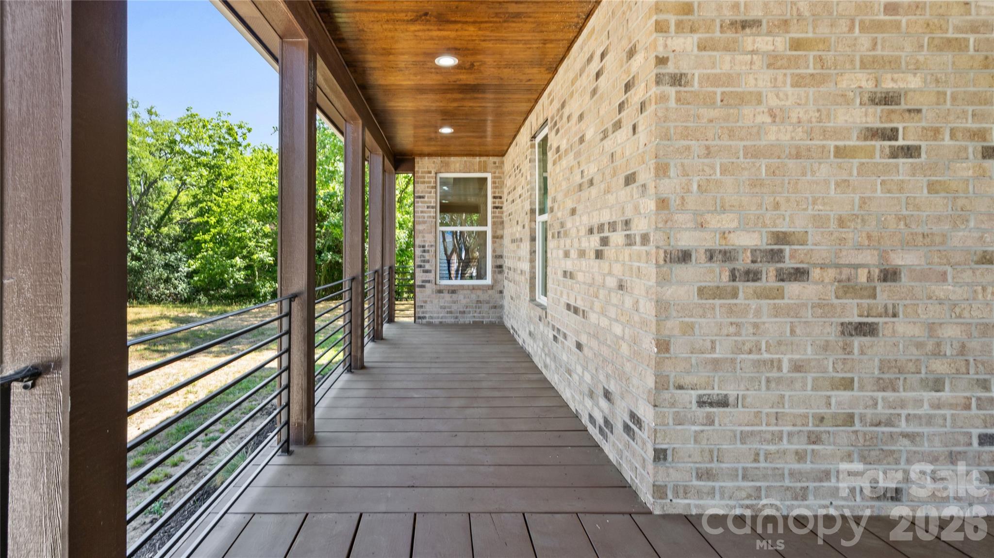 211 Tournament Drive SW
