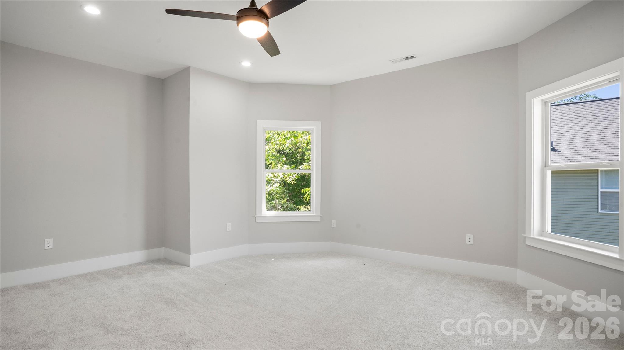211 Tournament Drive SW