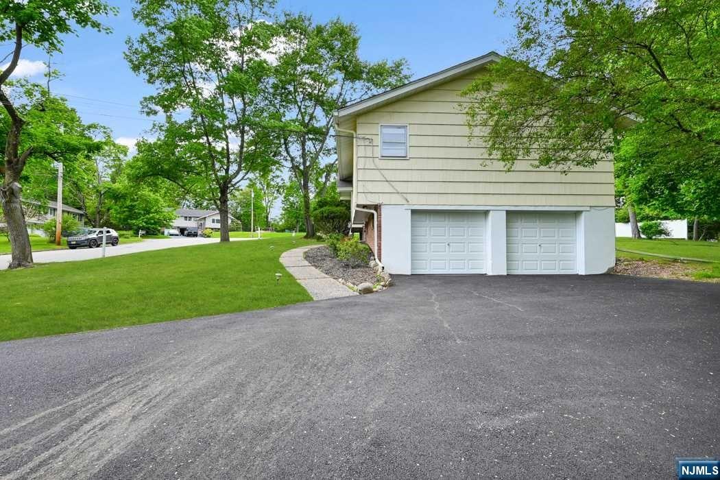 7 Echo Hill Road