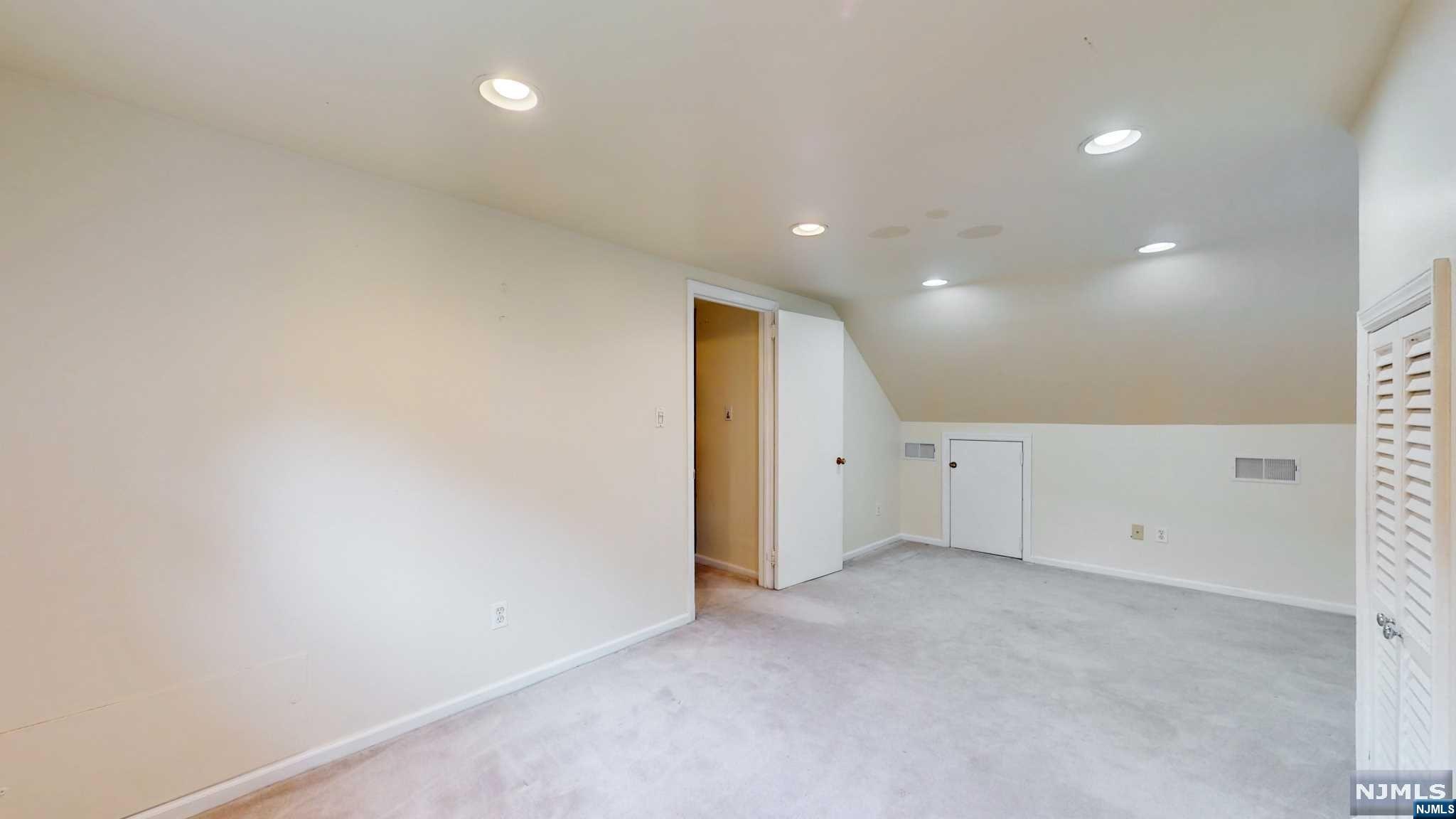 682 Midwood Road