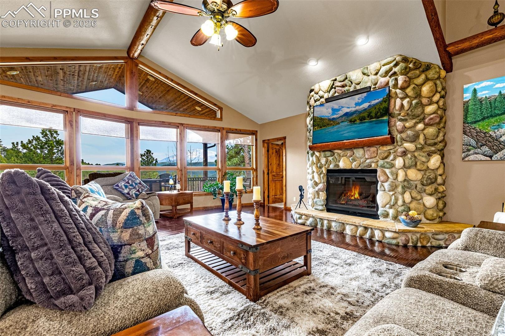 791 Skyline Drive