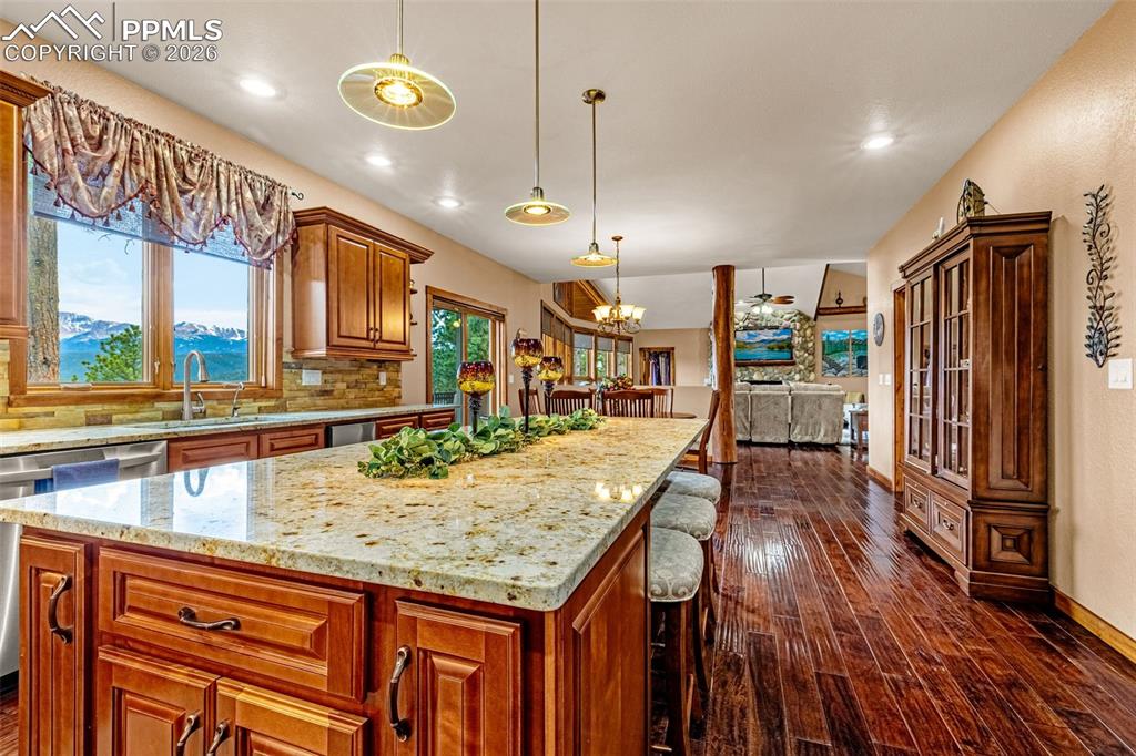 791 Skyline Drive