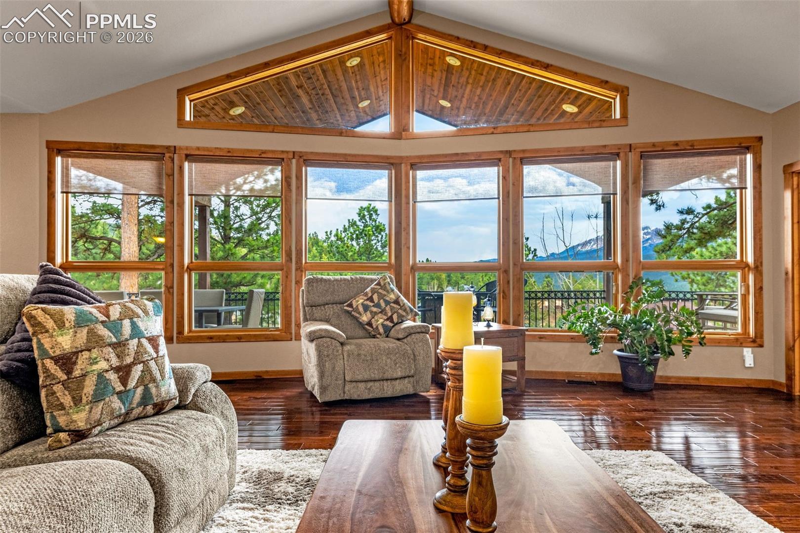 791 Skyline Drive