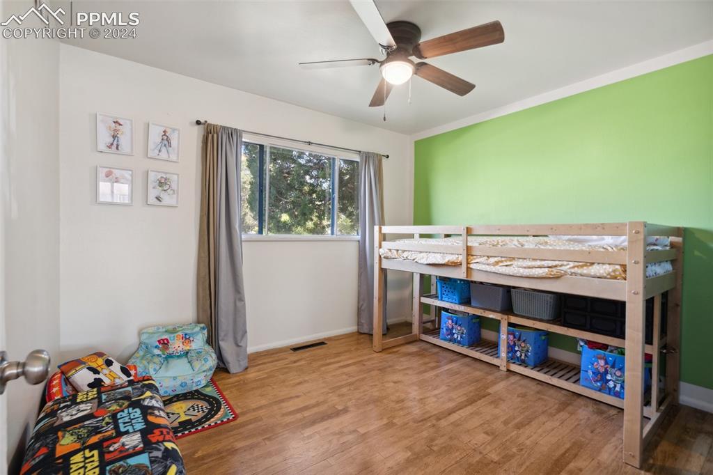 2571 E San Miguel Street