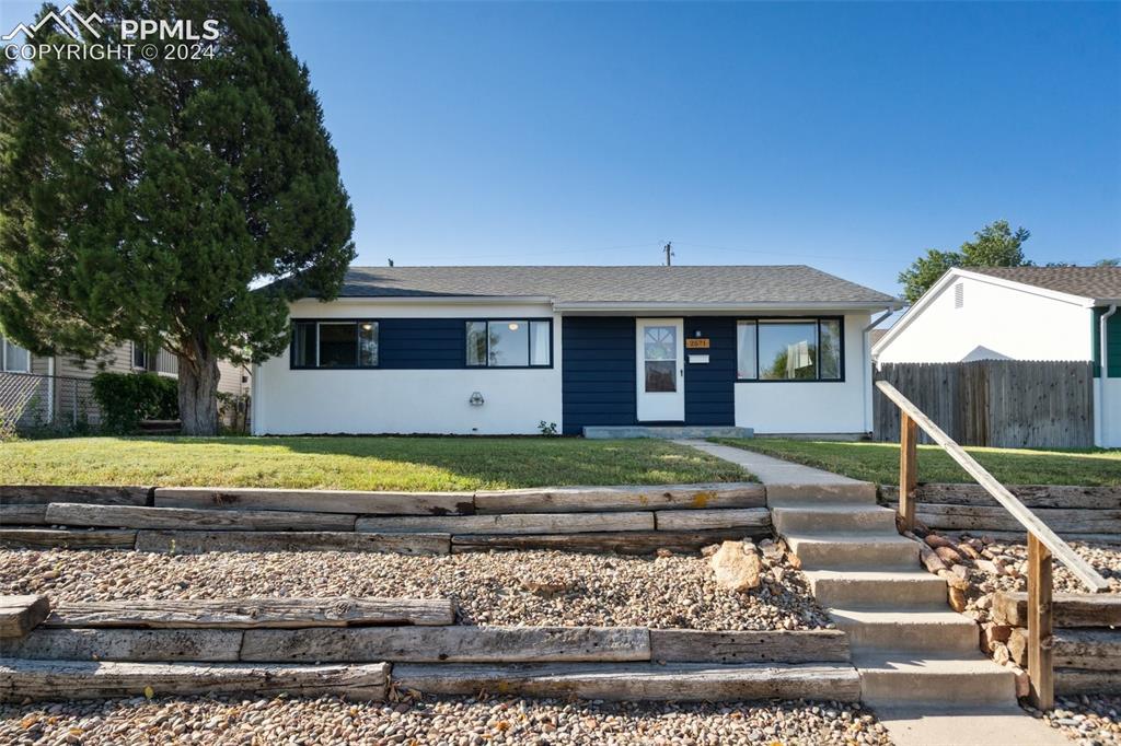 2571 E San Miguel Street