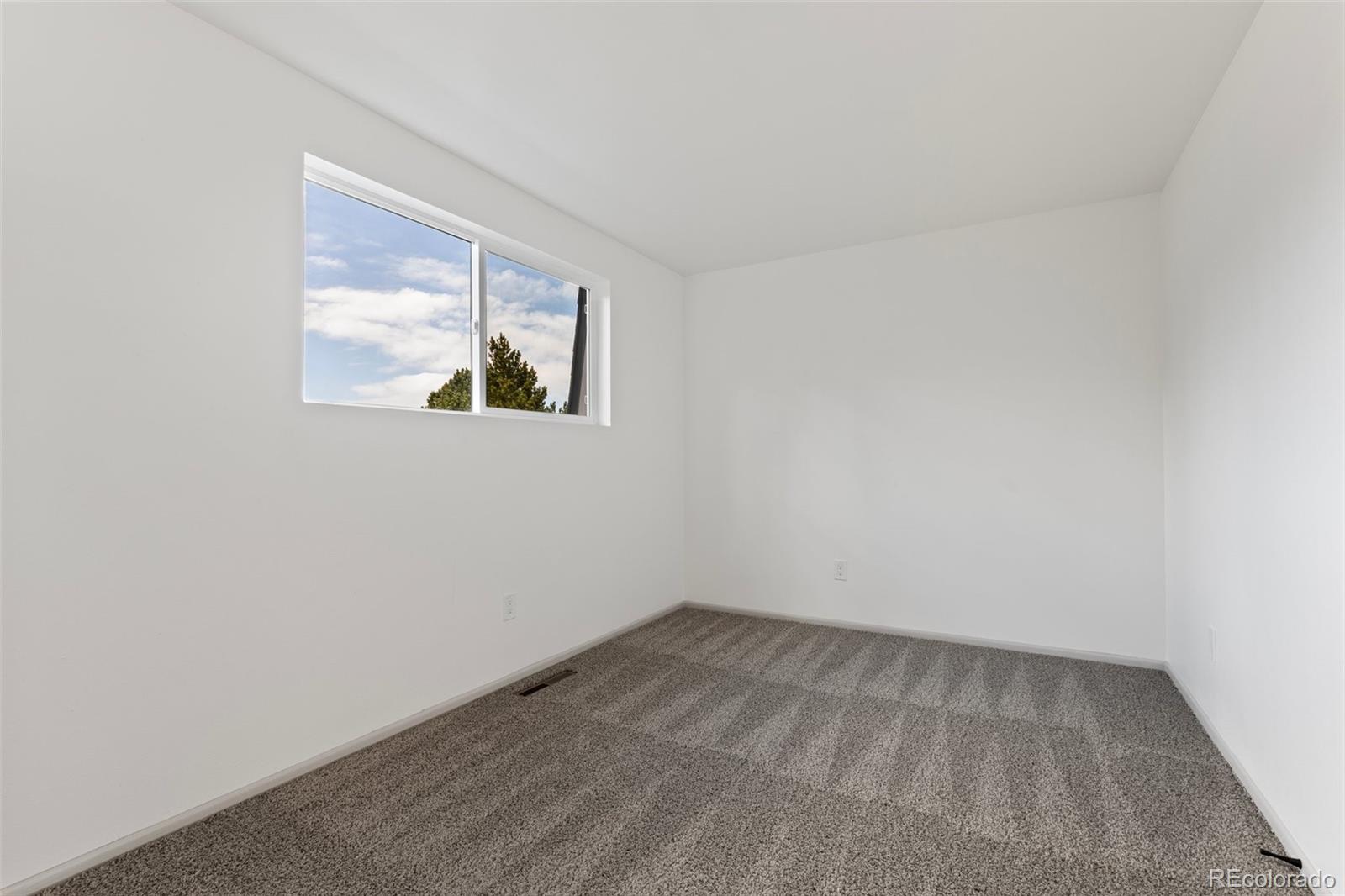 2115 Friendship Circle