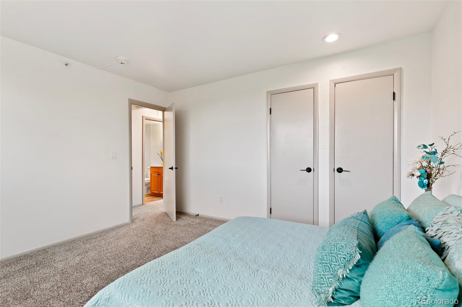 2115 Friendship Circle