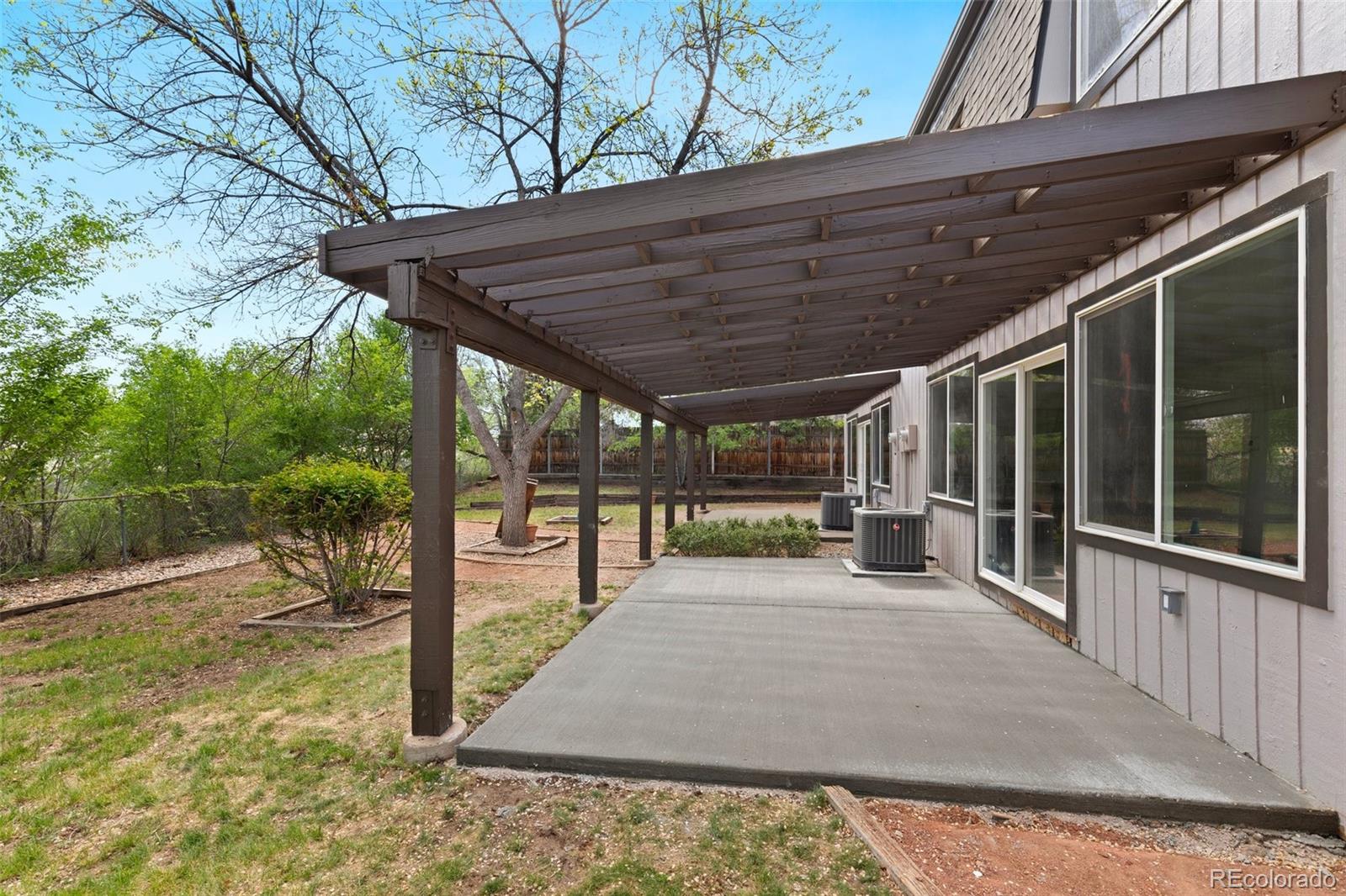 2115 Friendship Circle