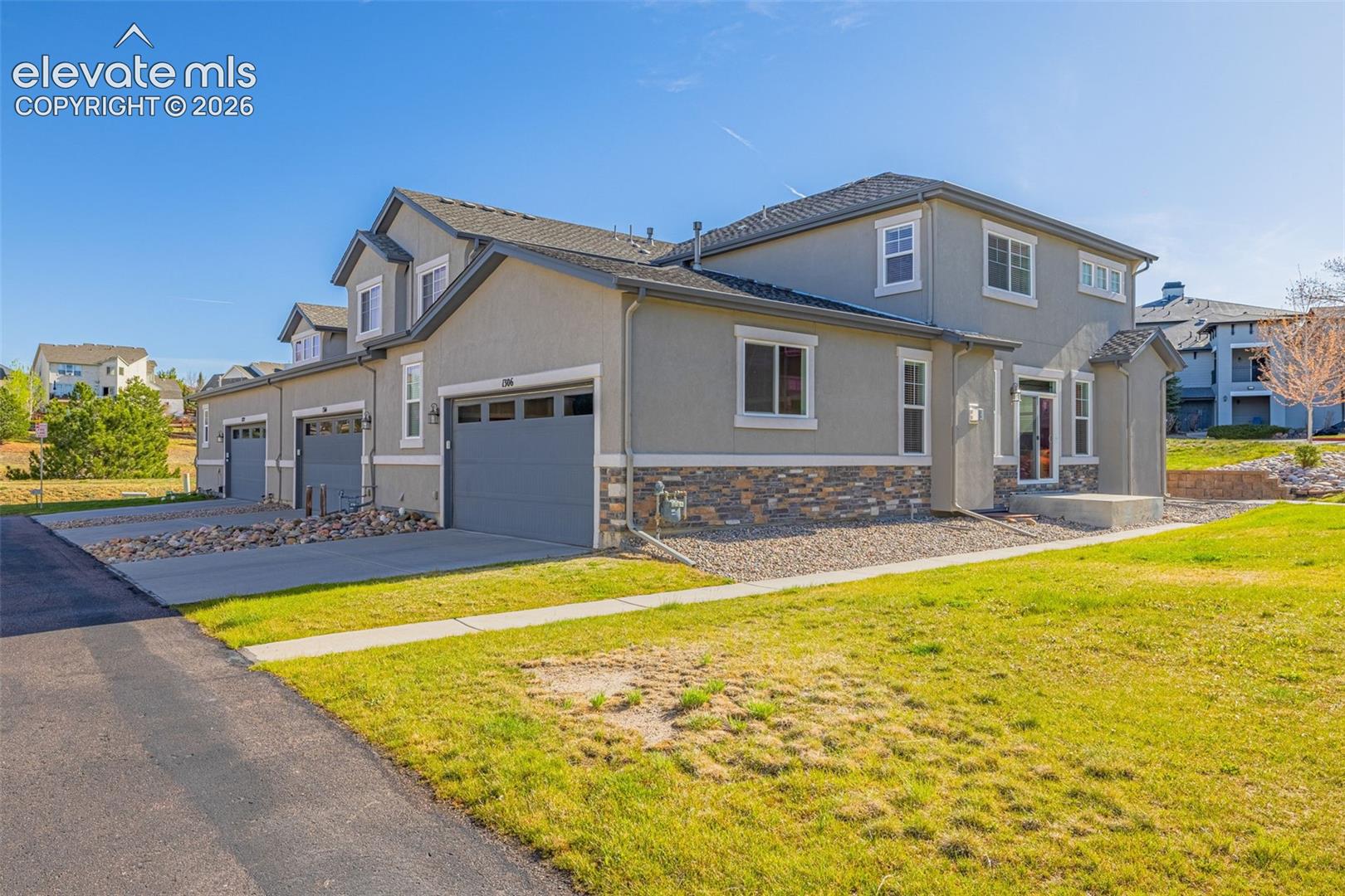1314 Promontory Bluff View