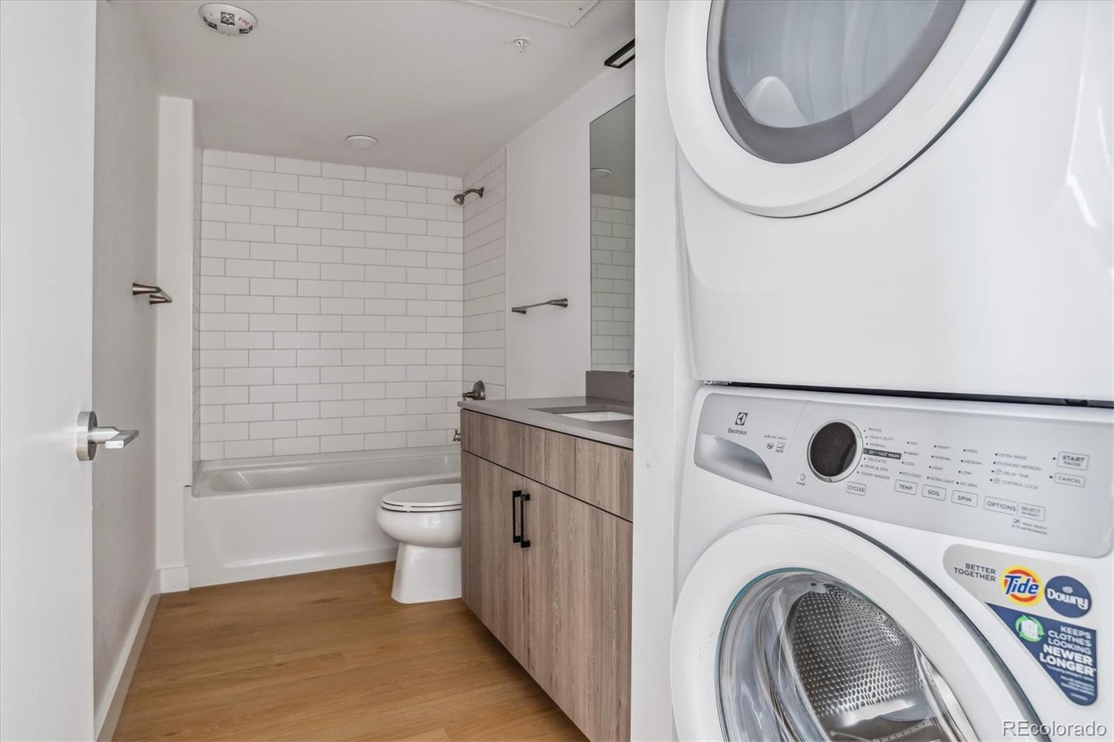 3575 Chestnut Place Unit: 804