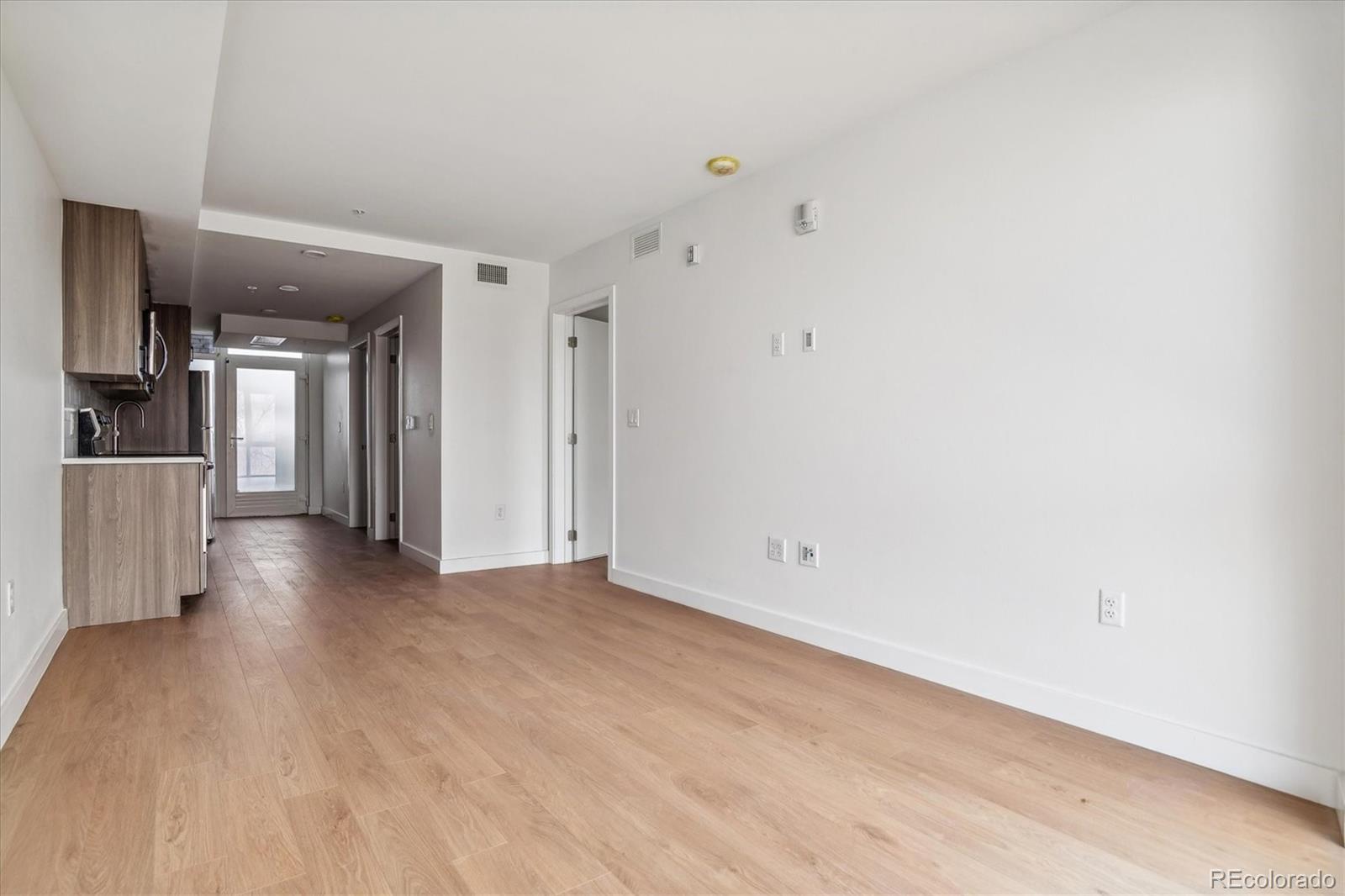 3575 Chestnut Place Unit: 804