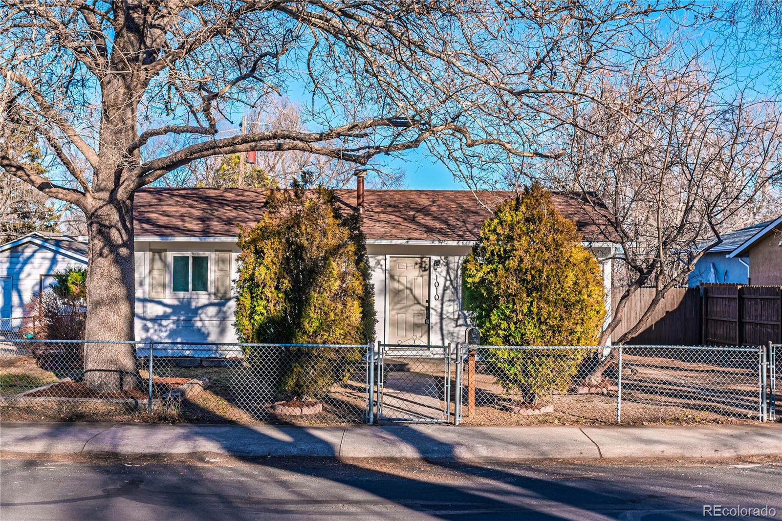 1010 Florence Avenue
