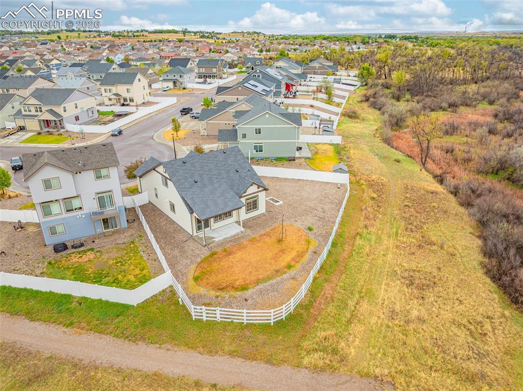 9206 Streamside Trail