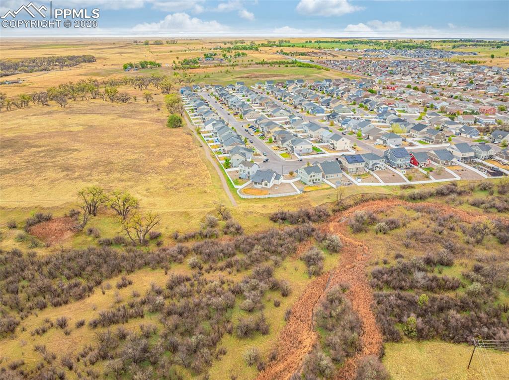 9206 Streamside Trail