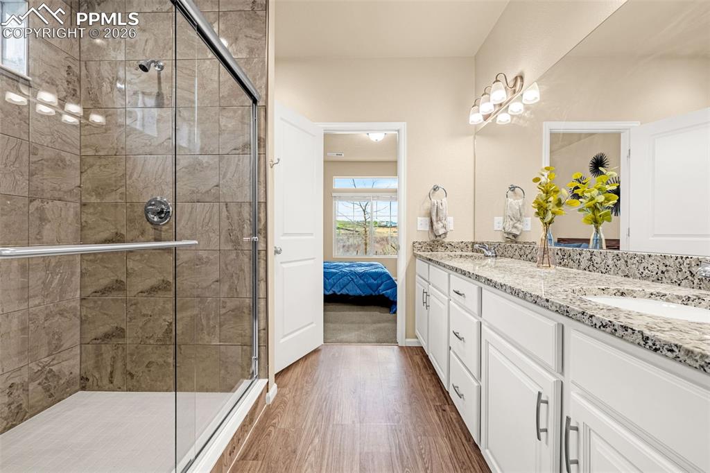 9206 Streamside Trail