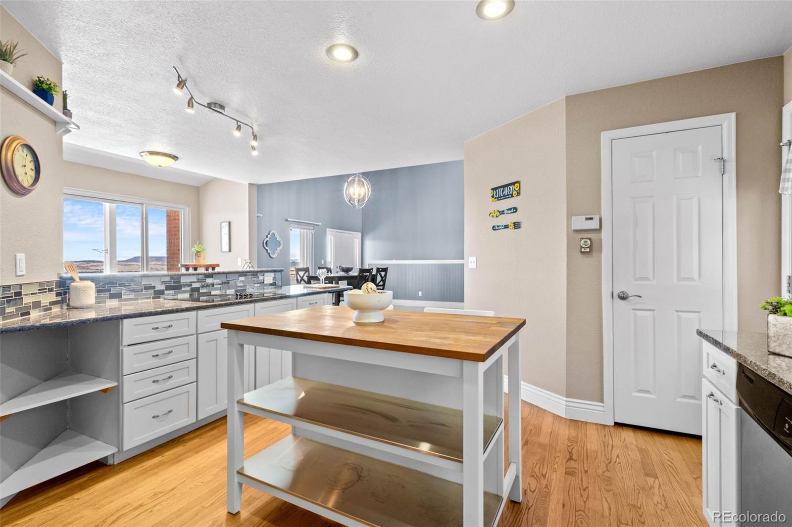 2510 Valley Park Drive