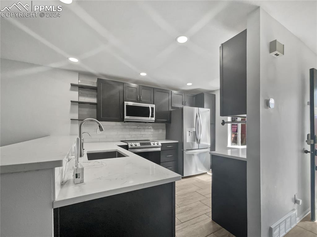 416 W Rockrimmon Boulevard F