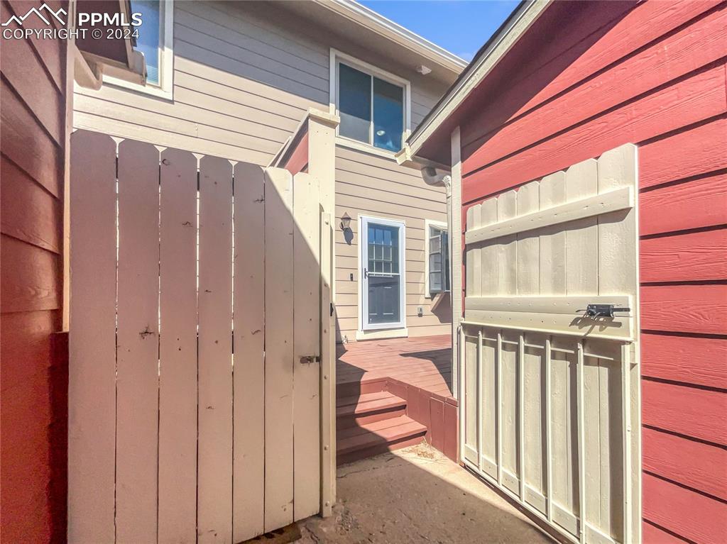 416 W Rockrimmon Boulevard F