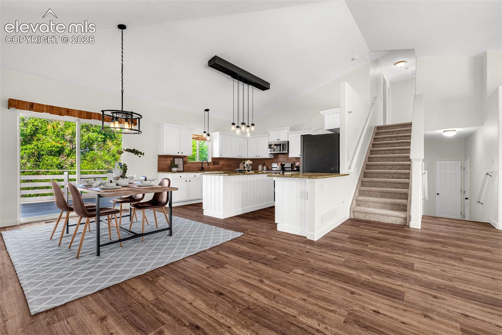 11185 Falling Star Road