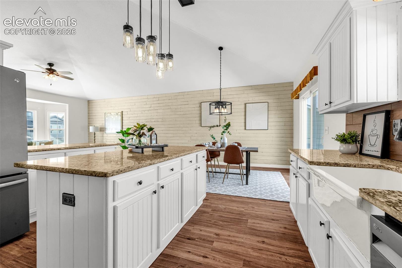11185 Falling Star Road