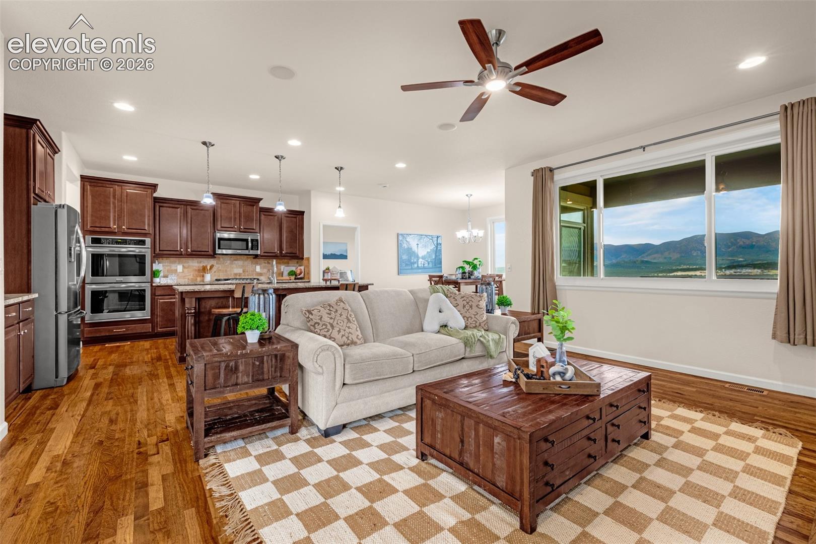 1434 Promontory Bluff View