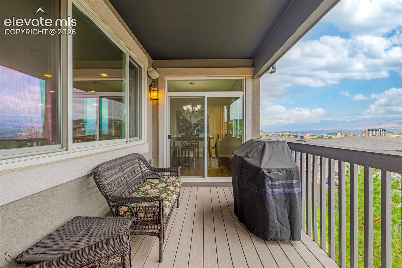 1434 Promontory Bluff View
