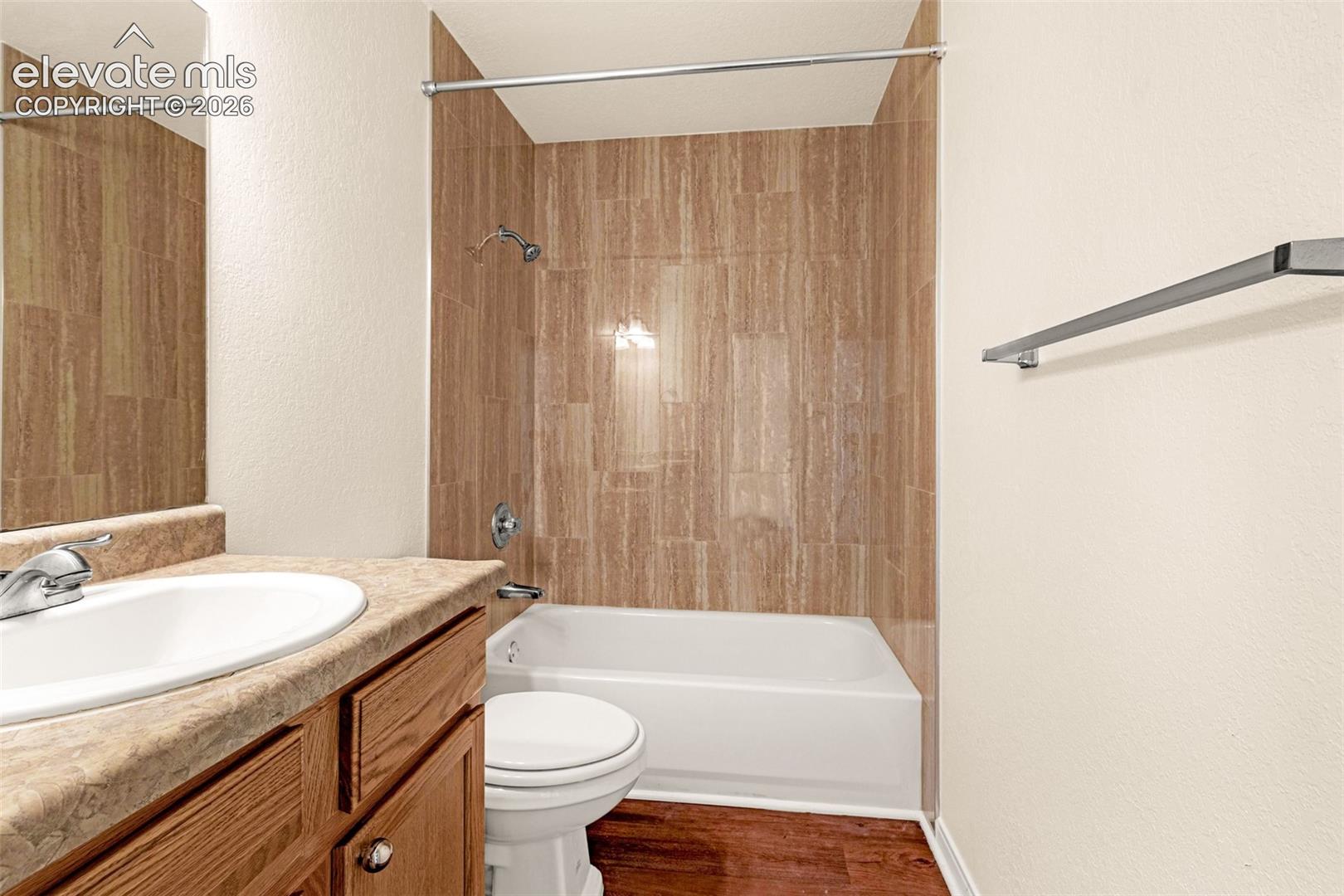 828 San Bruno Place