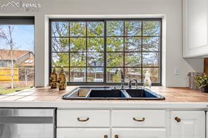 7667 E Mineral Drive