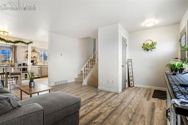 4240 S Millburn