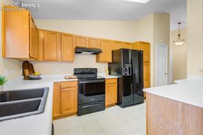 3847 Riviera Grove 203