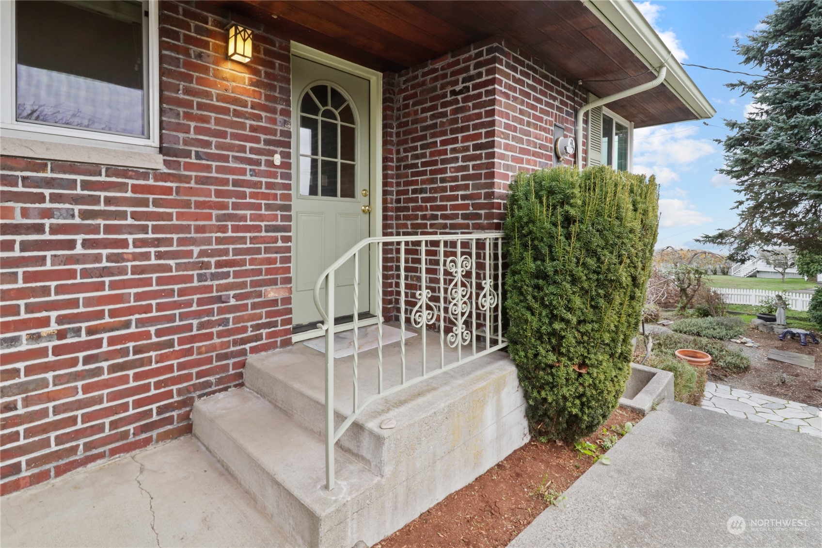 2809 Ryan Street